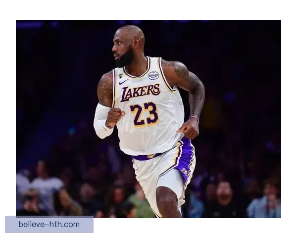 詹姆斯爆发湖人逆转勇士重燃季后赛希望关键战全场高光引热议联盟再震动