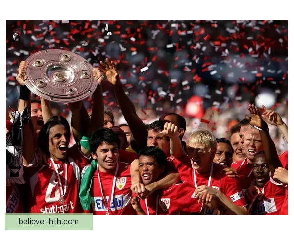 新赛季焦点对决引爆球迷热情多支豪强争夺冠军席位格局生变